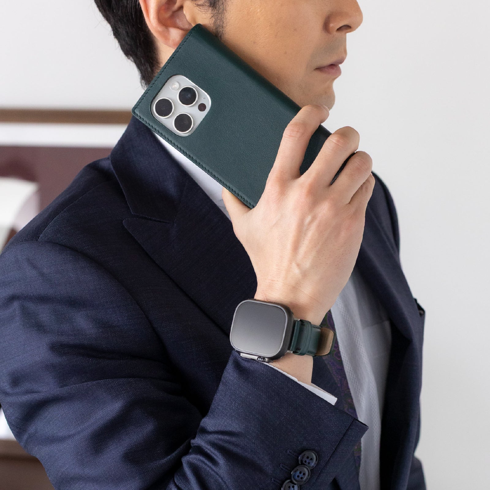 Mastrotto Smooth leather Flip Case for iPhone 16 Pro